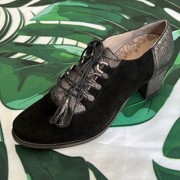 Dkode black suede, silver, metallic ankle booties - Picture 1 of 8